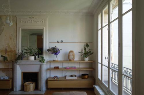 12th Arrondissement Apartment | Spacious apartment with WiFi in the heart of Paris
