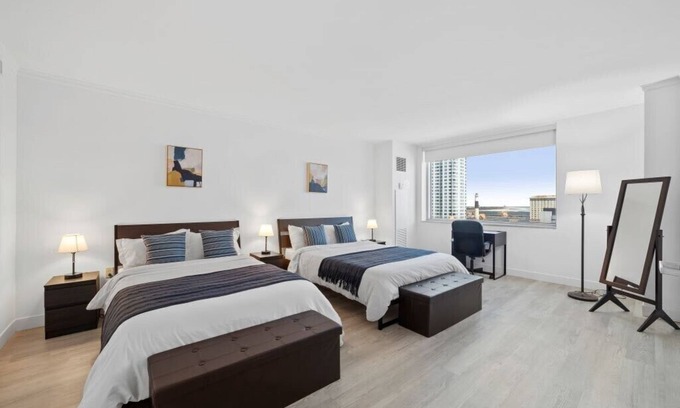 Atlantic City Apartment | Spacious Boardwalk 2BR 3BA Condo by CozySuites