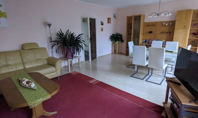 Dresden Apartment | Spacious, close to the center and family friendly apartment in Dresden!