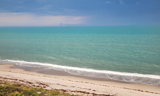 Palm Beach Shores House | 💖Spacious Coastal Townhouse - 3 min Walk to The Beach!