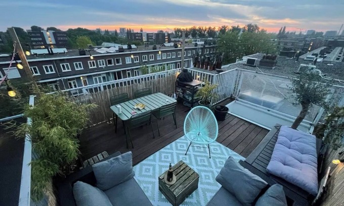 Amsterdam West Apartment | Spacious & Comfy Designer Appartement with Sunny Rooftop