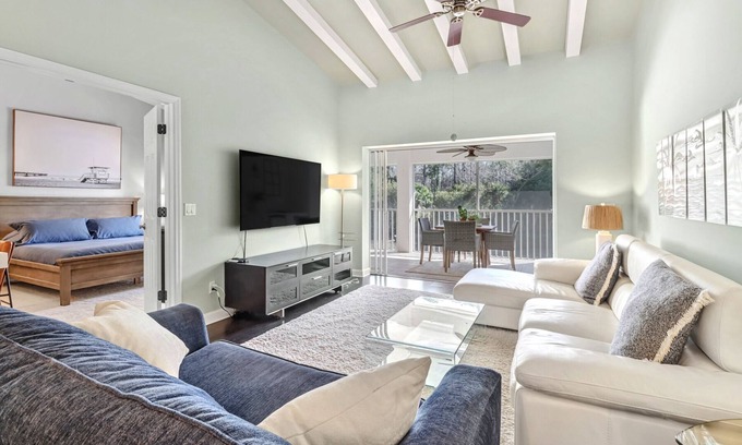 Naples Apartment | Spacious Condo in Naples FL/Spacieux condo à Naples, FL