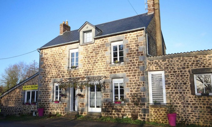 Dompierre Cottage | Spacious countryside house near the greenway, ideal for families and nature lovers!