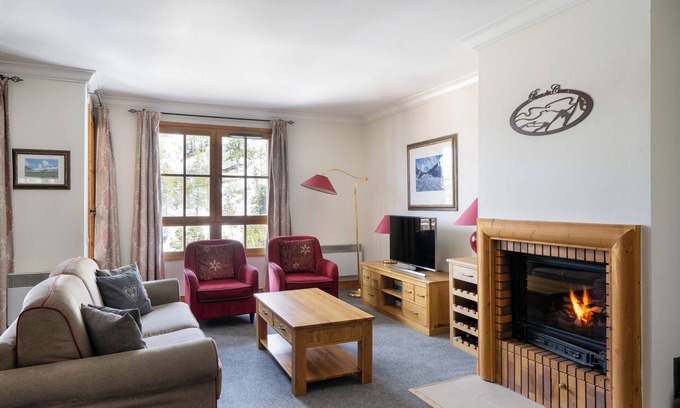 Arc-1950 Apartment | Spacious duplex in sought after Prince des Cimes with Pool