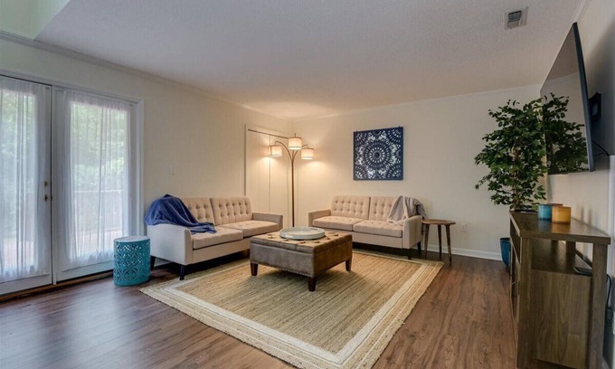 Augusta House | Spacious , Family Friendly, Close to Ft Gordon, Hospitals, Shopping, Sleeps 7