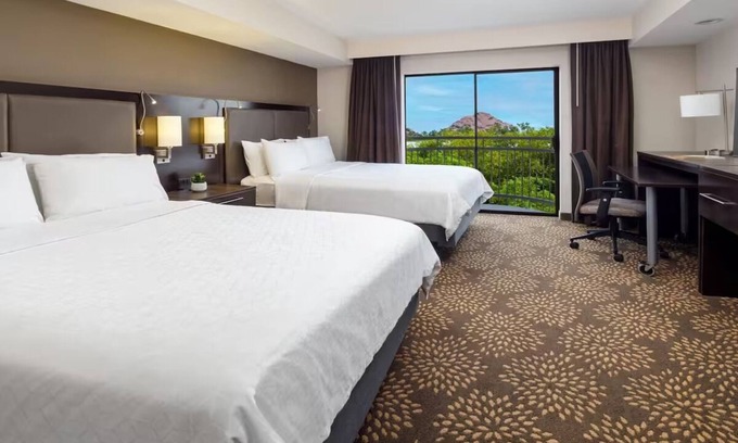 Camelback East Hotel | Spacious Family Getaway with Swimming Pool, Pet-Friendly & Close to Attractions
