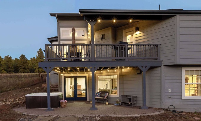 Mountainaire House | Spacious Flagstaff 5BR Hideaway w/Hot Tub