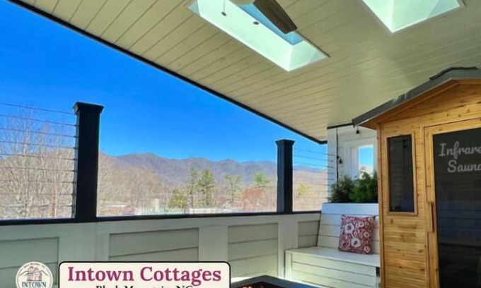 Black Mountain House | Spacious Group Getaway w/HT-Sauna Deck & DT Access