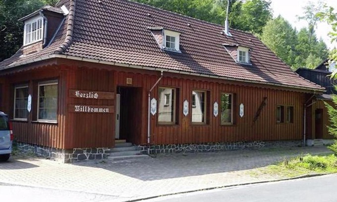 Wildemann House | Spacious Haven in Wildemann