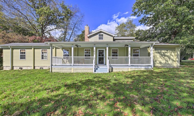 Ingles House | Spacious Home Local to Claytor Lake