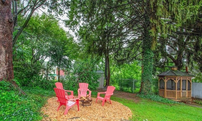 Lancaster House | Spacious Home on the Hill with Firepit!