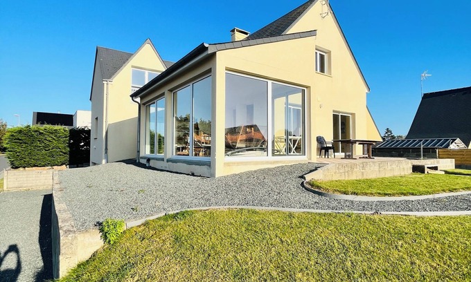 Agon-Coutainville House | Spacious house near the sea