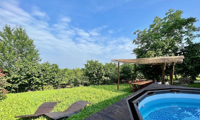 Somano Villa | Spacious Langhe Vacation Family House With Large Garden