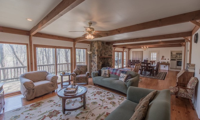 Berkeley Springs House | Spacious Lodge Perfect for Year Round Escape Offering Outdoor Fun & Restaurants