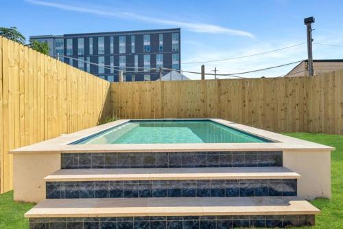 Tulane - Gravier House | Spacious Mid-city Home W Pool