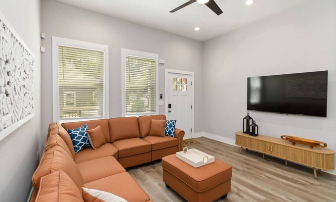 Midtown Apartment | Spacious Midtown Home Steps from Piedmont Park