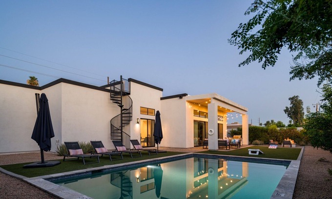 Camelback Park Estates House | Spacious & Modern Scottsdale Estate - Close to everything!