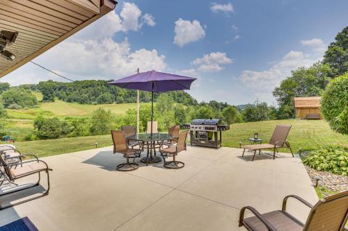 New Philadelphia House | Spacious Ohio Family Home on 5-Acre Property!