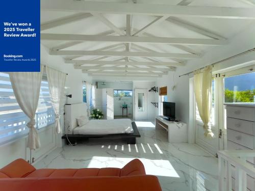 Marina da Gama Apartment | Spacious Park Island Studio at the Lake