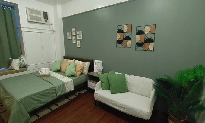 Alabang Apartment | Spacious 1BR Haven- Entrata Alabang-Prime Location