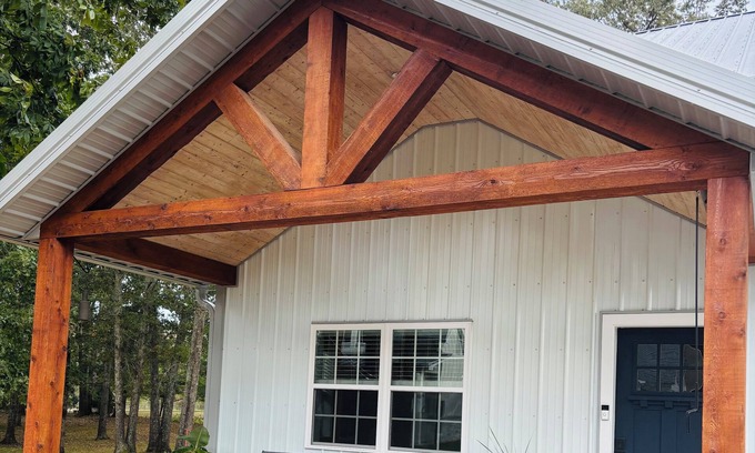 Tullahoma House | Spacious private guesthouse within minutes of Tims Ford Lake and Woods Reservoir