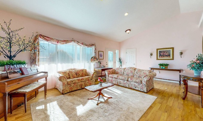 Mill City House | Spacious Ranch Home with Sprawling Yard