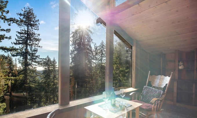 Los Gatos House | Spacious Redwood Forest Retreat Stunning View WiFi