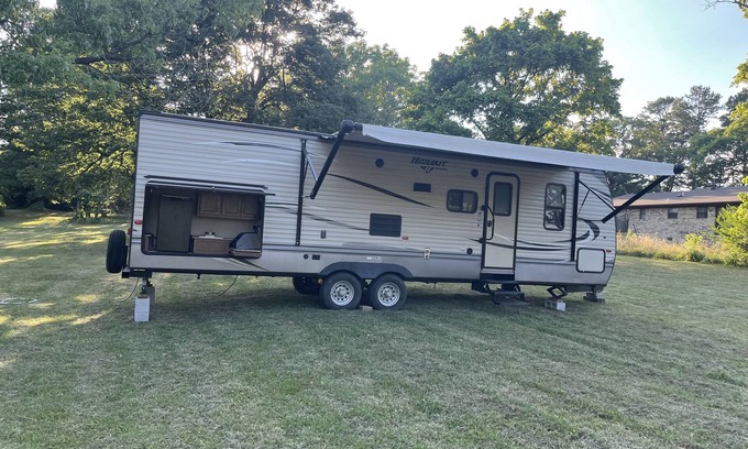 Heber Springs House | Spacious RV in Heber Springs, AR