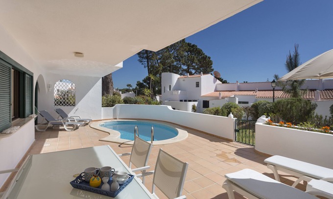 Vale do Lobo Apartment | Spacious South Facing Apartment - Private Pool Terrace WiFi AirCon