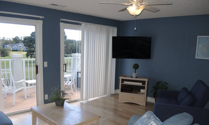 Calabash Villa | Spacious unit, Full Kitchen, 2 Bedrooms, 2 Bathrooms, Golf Resort, Close to Beach in Calabash, NC(208)