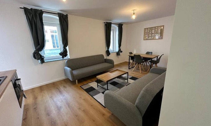 Outer Neustadt Apartment | Spacious vacation apartment in Dresden Neustadt - your stylish temporary home