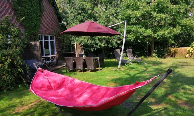 Varel Other | Spacious vacation apartment with fireplace and barrel sauna in the sheltered garden.
