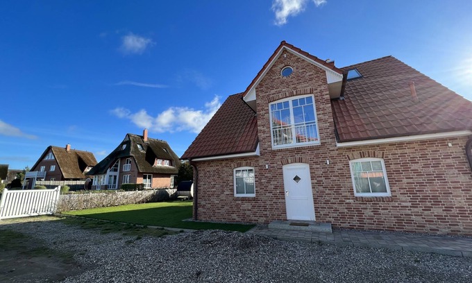 Dassow House | Spacious vacation home near the beach in a quiet location in Rosenhagen