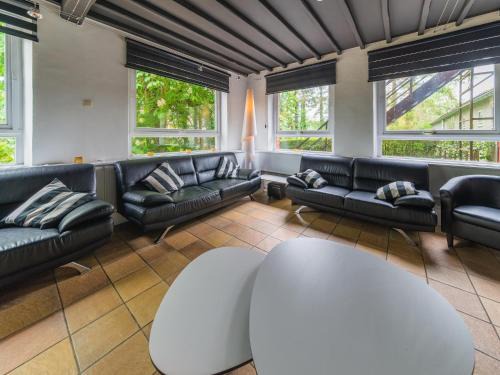 Durbuy House | Spacious Villa Near Barvaux, cleaning included