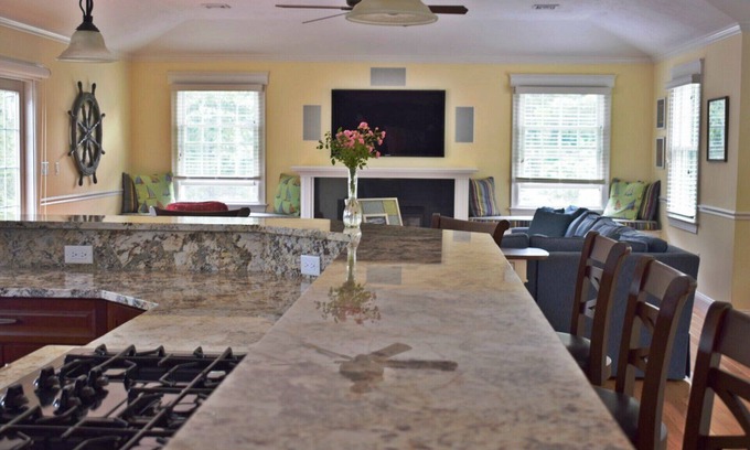 Wellfleet House | Spacious Wellfleet Home on 1 1/2 acres ~ Steps to the bay ~ Walk to town