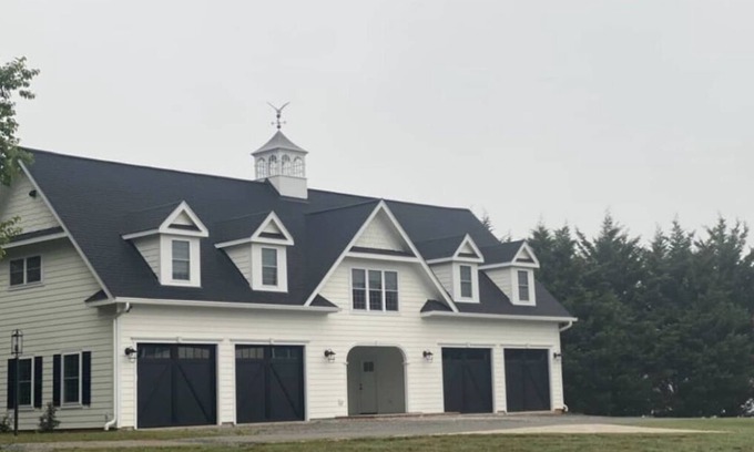 Round Hill Apartment | Spacious Whole Garage Apartment with Blue Ridge Views