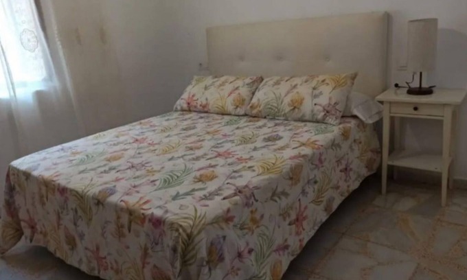 Las Tres Villas Apartment | Spanish Charm & Mountain View in Escúllar