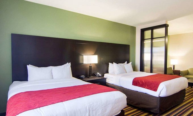 Amarillo Hotel | Spark by Hilton Amarillo Western Plaza