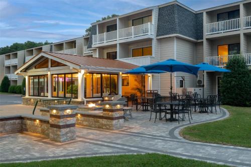 Chincoteague Hotel | Spark by Hilton Chincoteague Island