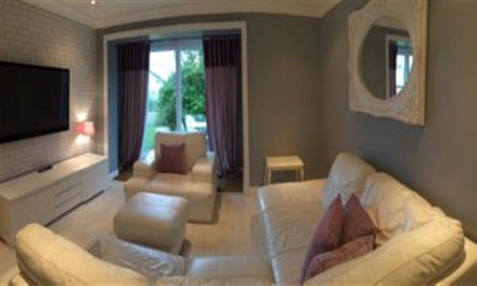 Bude House | Special Offer JUNE AND JULY! 8 Spanish Villa, 2bed, jacuzzi bath private garden,