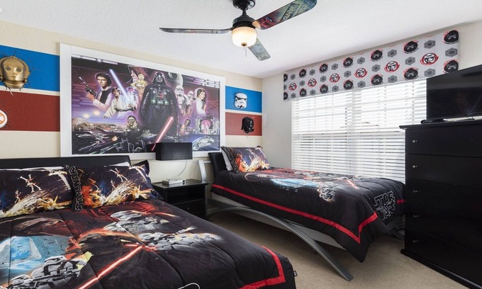 Windsor Hills House | Spectacuar Luxury 6BR Villa with Pool, 2 miles to Disney *SPECIAL DEAL*