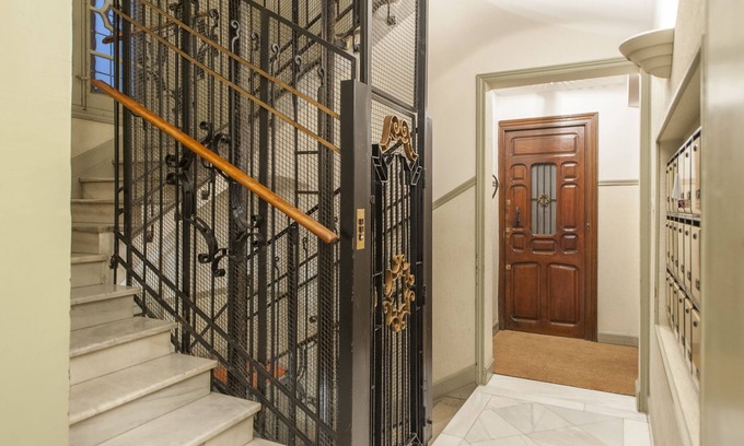 Trafalgar House | SPECTACULAR APARTMENT IN EXCLUSIVE AREA OF MADRID