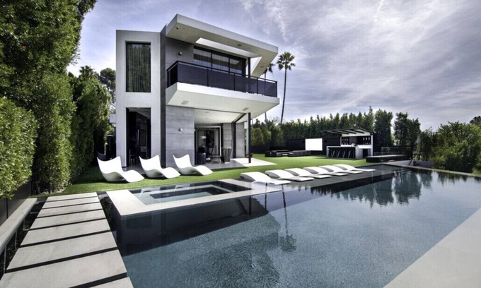North Beverly Park Villa | Spectacular Beverly Hills Villa Infinity Pool & Amazing 180° Views