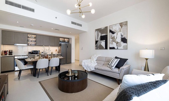 Downtown Dubai Apartment | Spectacular Boulevard View | Burj Crown | Opposite Dubai Mall
