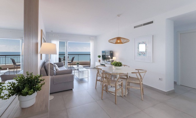 Grau i Platja Apartment | Spectacular condo with incredible views. Reformed.