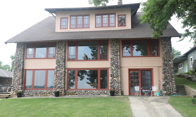 West Okoboji House | Spectacular historic beachfront home in West Lake Okoboji in Terrace Park.
