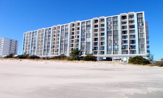 Sea Isle City Condo | Spectacular oceanfront views ,corner unit in the popular Spinnaker Condominiums.
