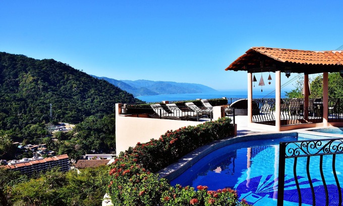 South Shore Hotel Area Villa | Spectacular Ocean Views From Casa Patricia In Mismaloya