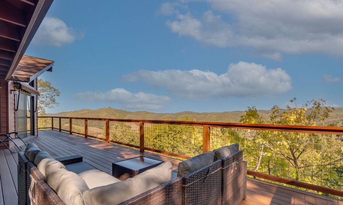 Murphys House | Spectacular Panoramic Vista Views, Close to wine tasting and fine dining w/AC