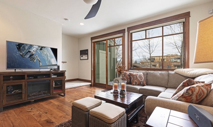 Whitefish House | Spectacular residence in downtown Whitefish! Just two blocks to all shops and restaurants